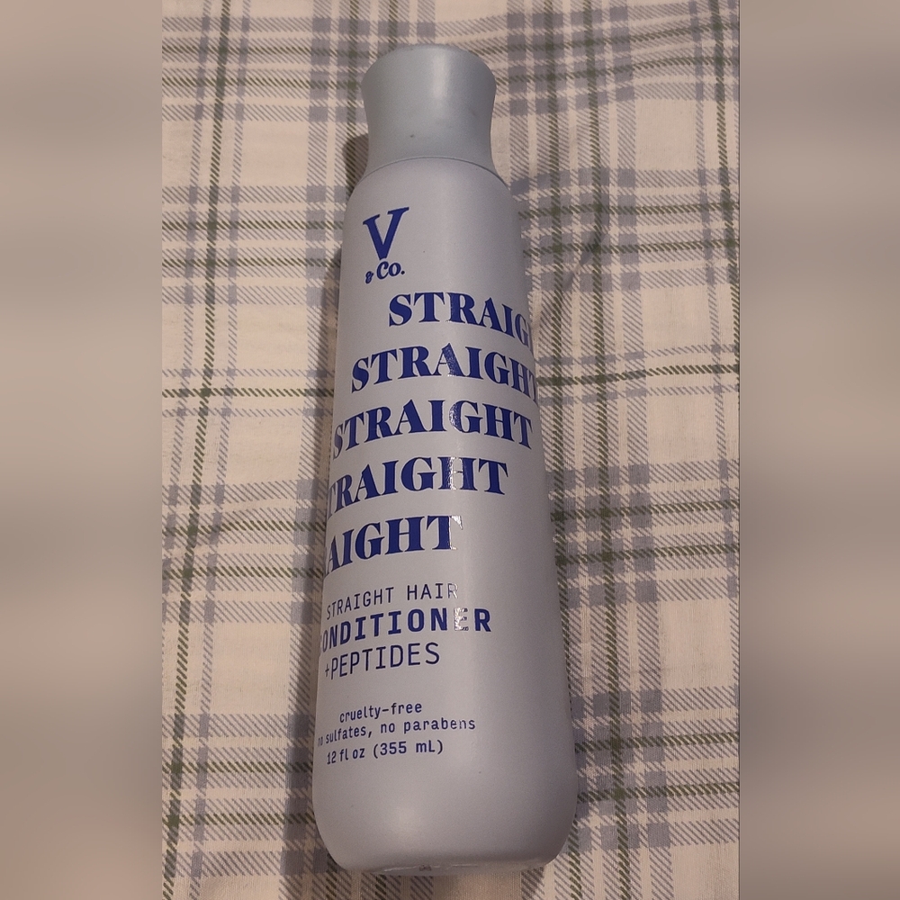 NEW! V & Co. Blue Straight Hair Conditioner - 12oz